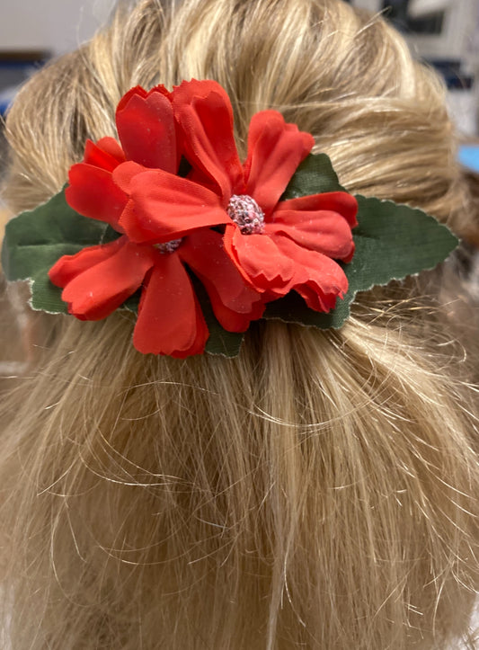 Spange "rote Blümchen"