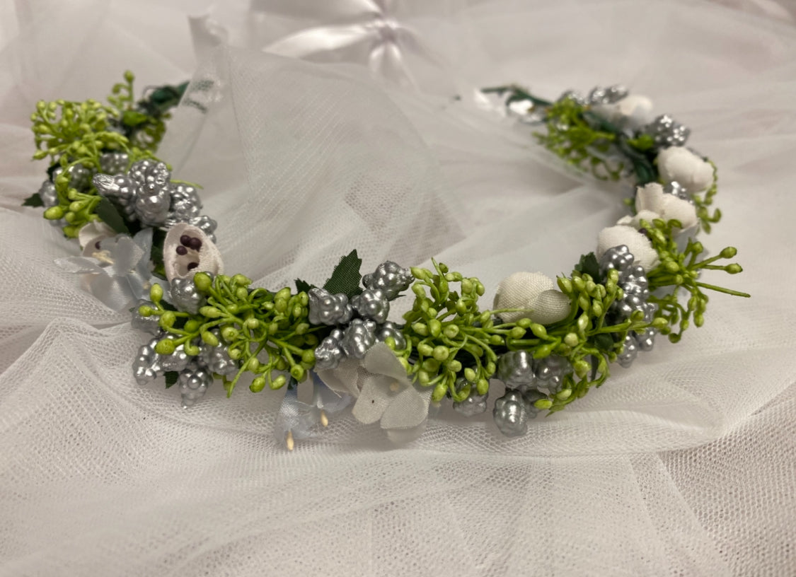 Blumenkränzchen "silber-weiß-grün"
