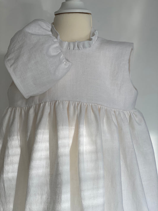Taufkleid "schlichte Eleganz" ohne Ärmel Gr 62/68
