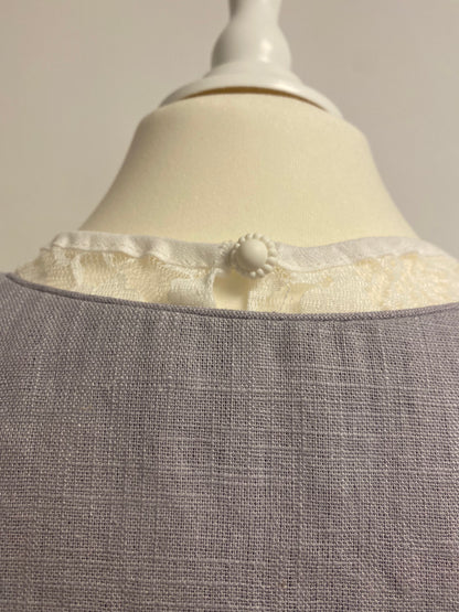 Dirndl "Marguerite" Gr 122 flieder-blaugrau