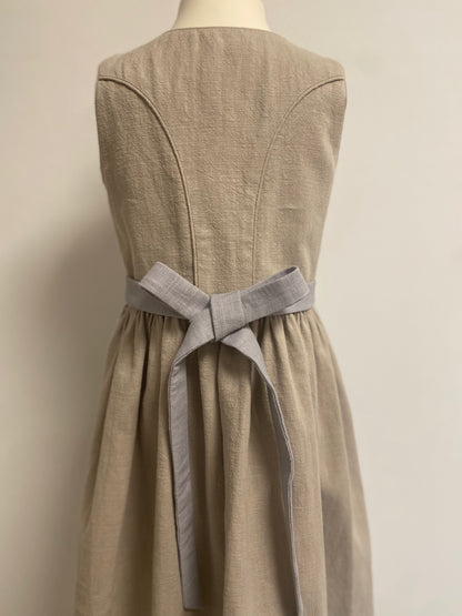 Dirndl "Poldi" Gr 110 beige-flieder